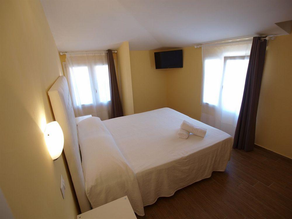 Via Mameli 5 Hotel San Remo Buitenkant foto