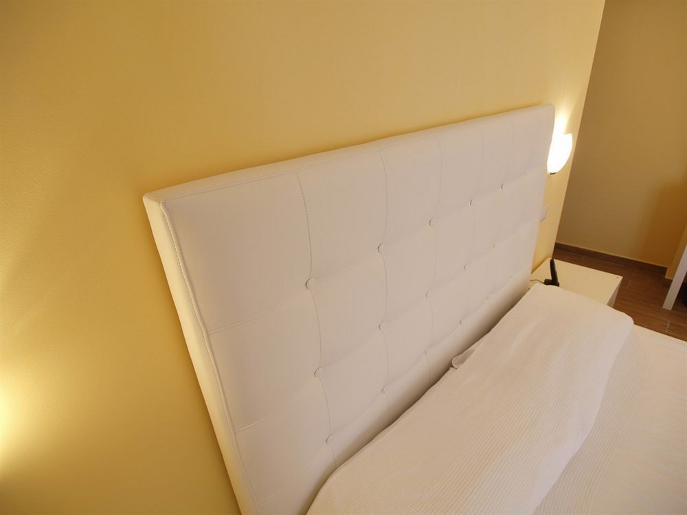 Via Mameli 5 Hotel San Remo Buitenkant foto