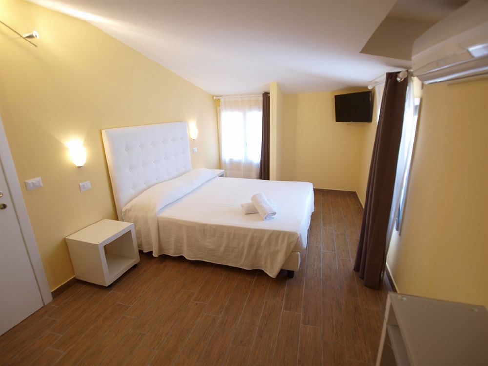 Via Mameli 5 Hotel San Remo Buitenkant foto